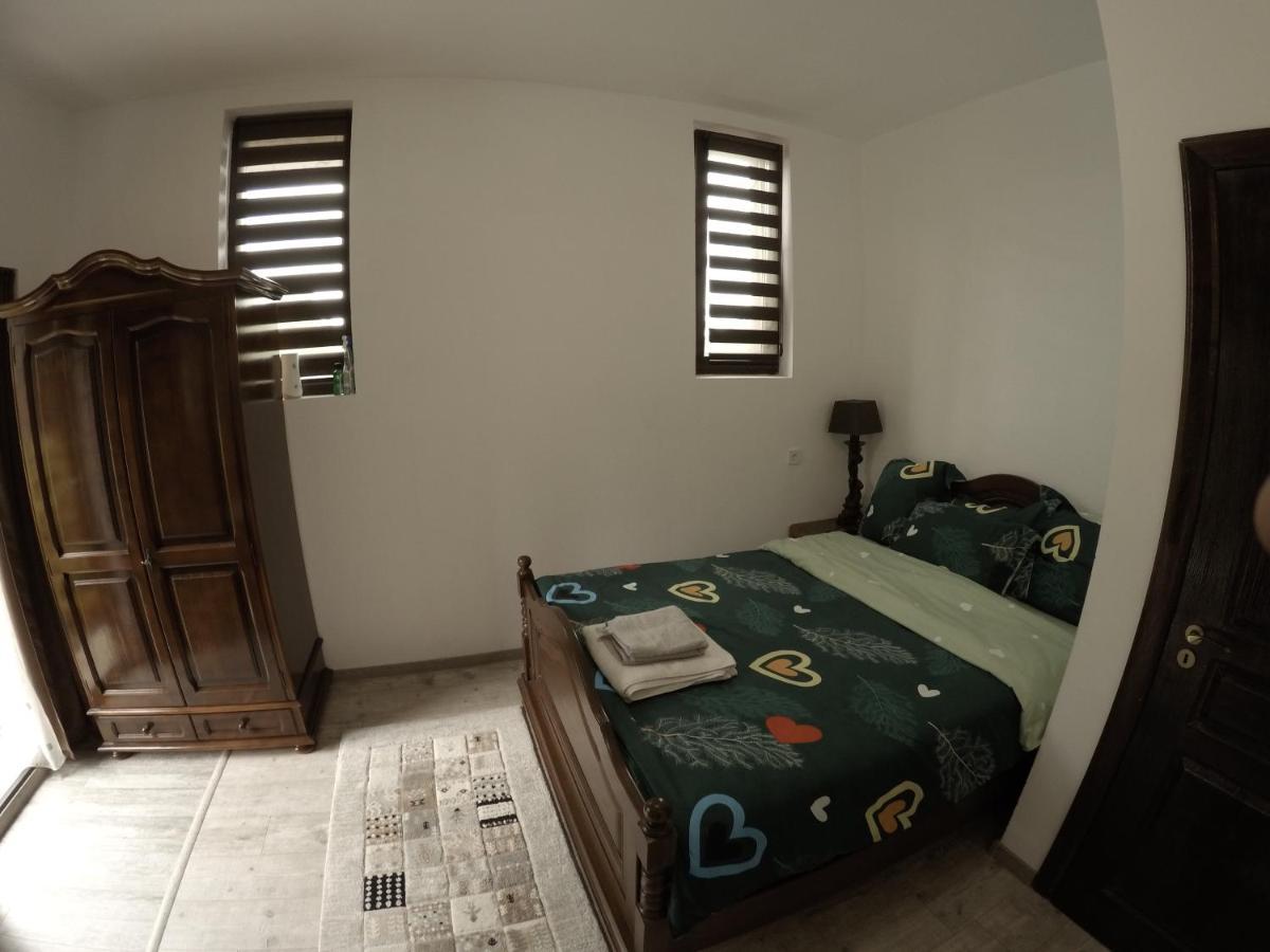 Conacul Caterinei Hotel Polovragi Ngoại thất bức ảnh