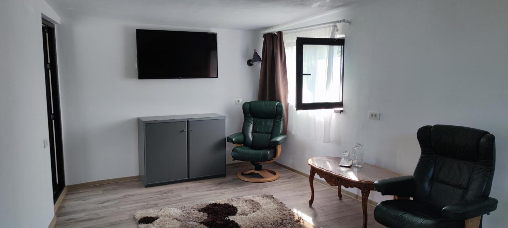 Conacul Caterinei Hotel Polovragi Ngoại thất bức ảnh